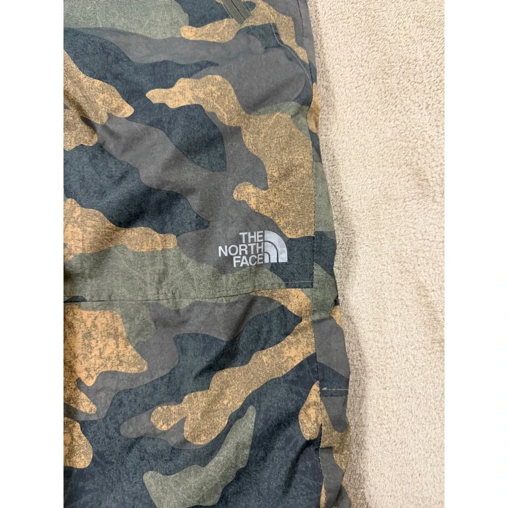 The North Face EZ Grow‎ Boys L 14/16 Camo DryVent Insulated Snow Ski Pants